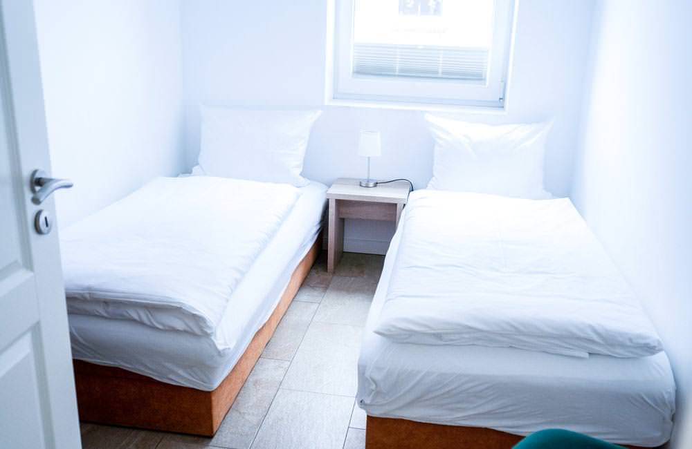 Einzelbetten im Appartement für 4 Personen in Lauterbach auf der Insel Rügen